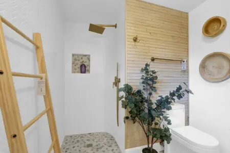 db17f9ef ffd5 449a a44f 627f666607ab 68a4e24959bc3526900853.jpeg.jpeg